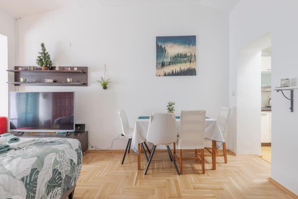 Warm House Full Of Green Ambient,Joy And Comfort Zagreb Exteriör bild